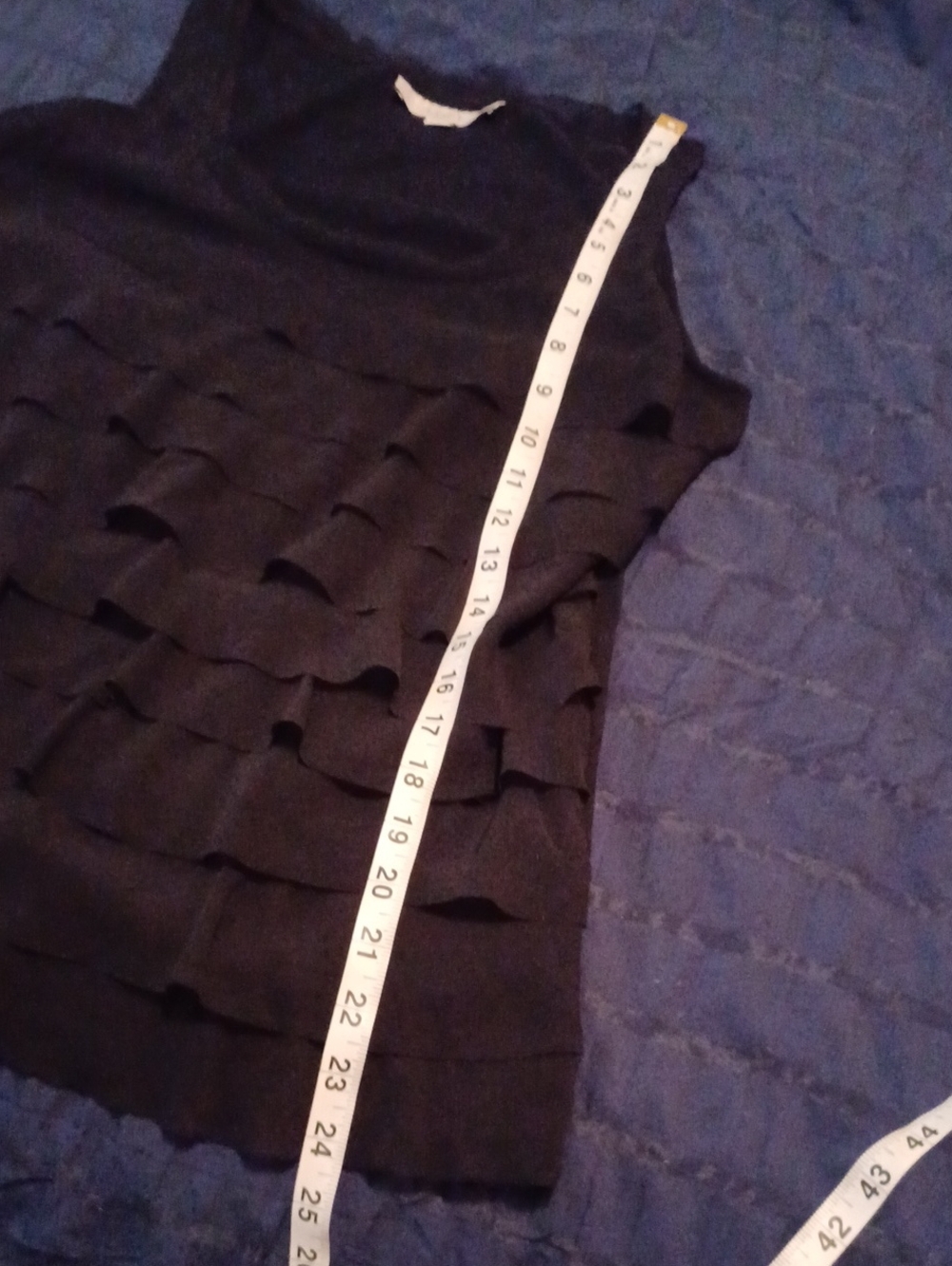 << LOFT Black Layered Ruffle Tank Top - Picture 9 of 9